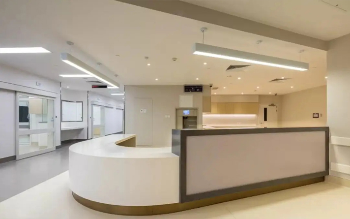 hpl門是什么做的